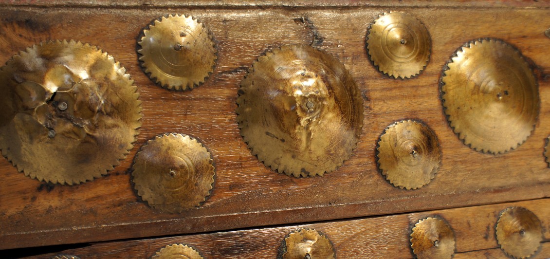 Swat Valley Table 32x54x54