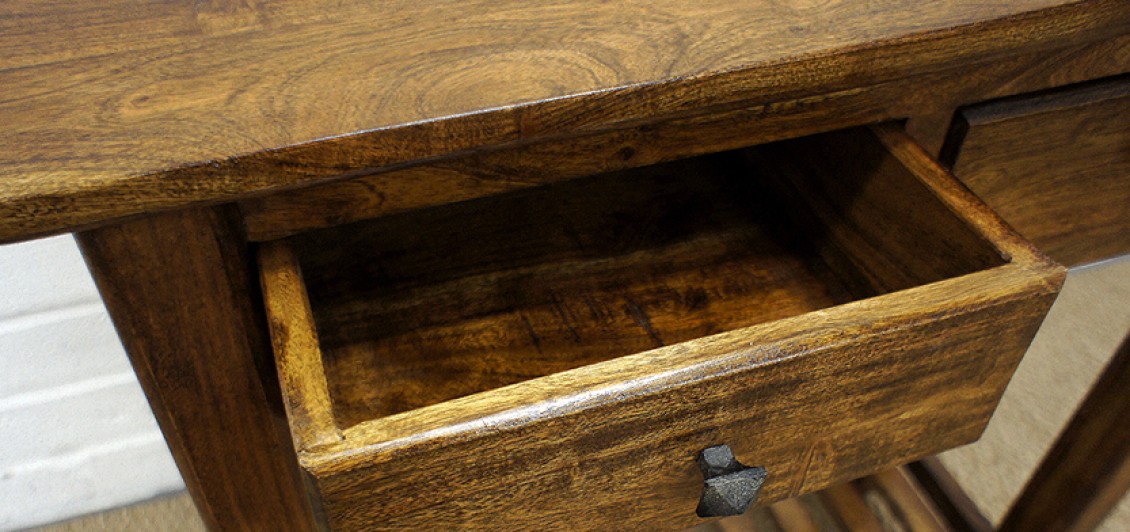 Kanpur Console Table