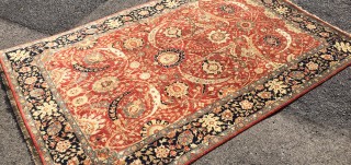 Fine Indo Kirman 'Vase' Carpet